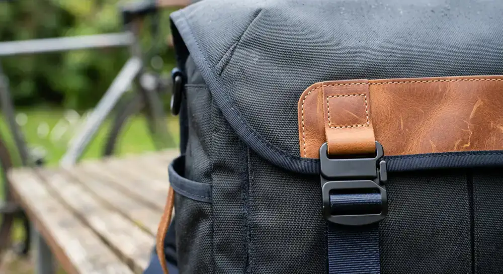 Nahaufnahme von hochwertigen Materialien einer Fahrradtasche